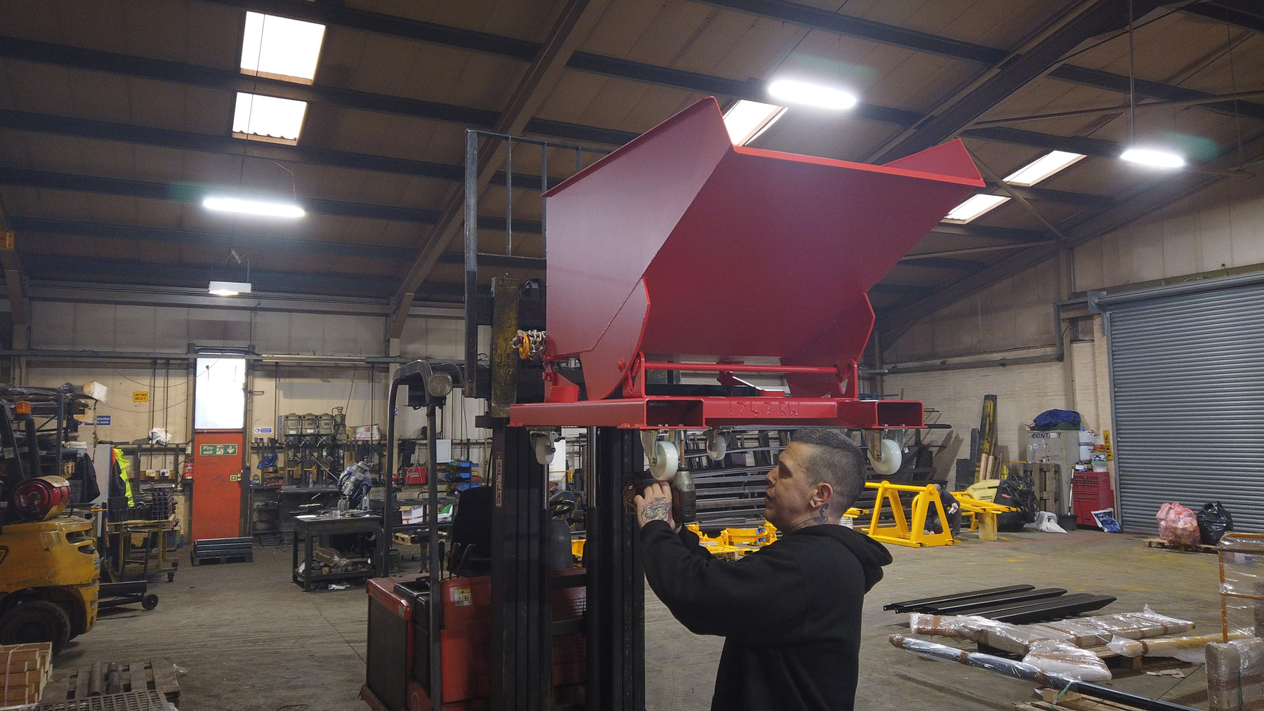 Maintaining Your Forklift Tipping Skip