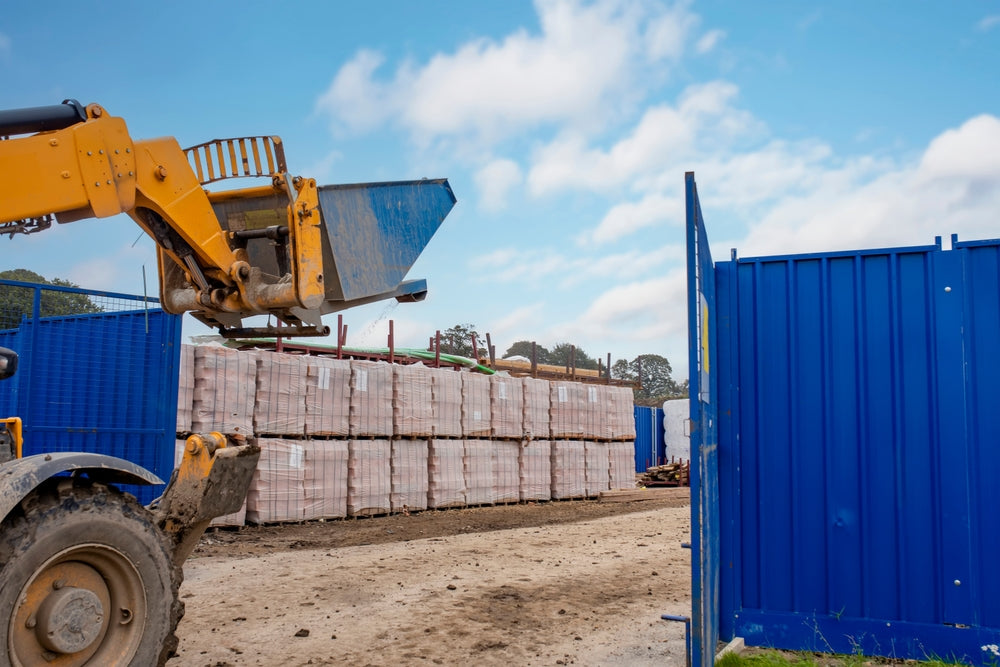 Choosing Between Different Types of Forklift Skips: A Comparative Guide